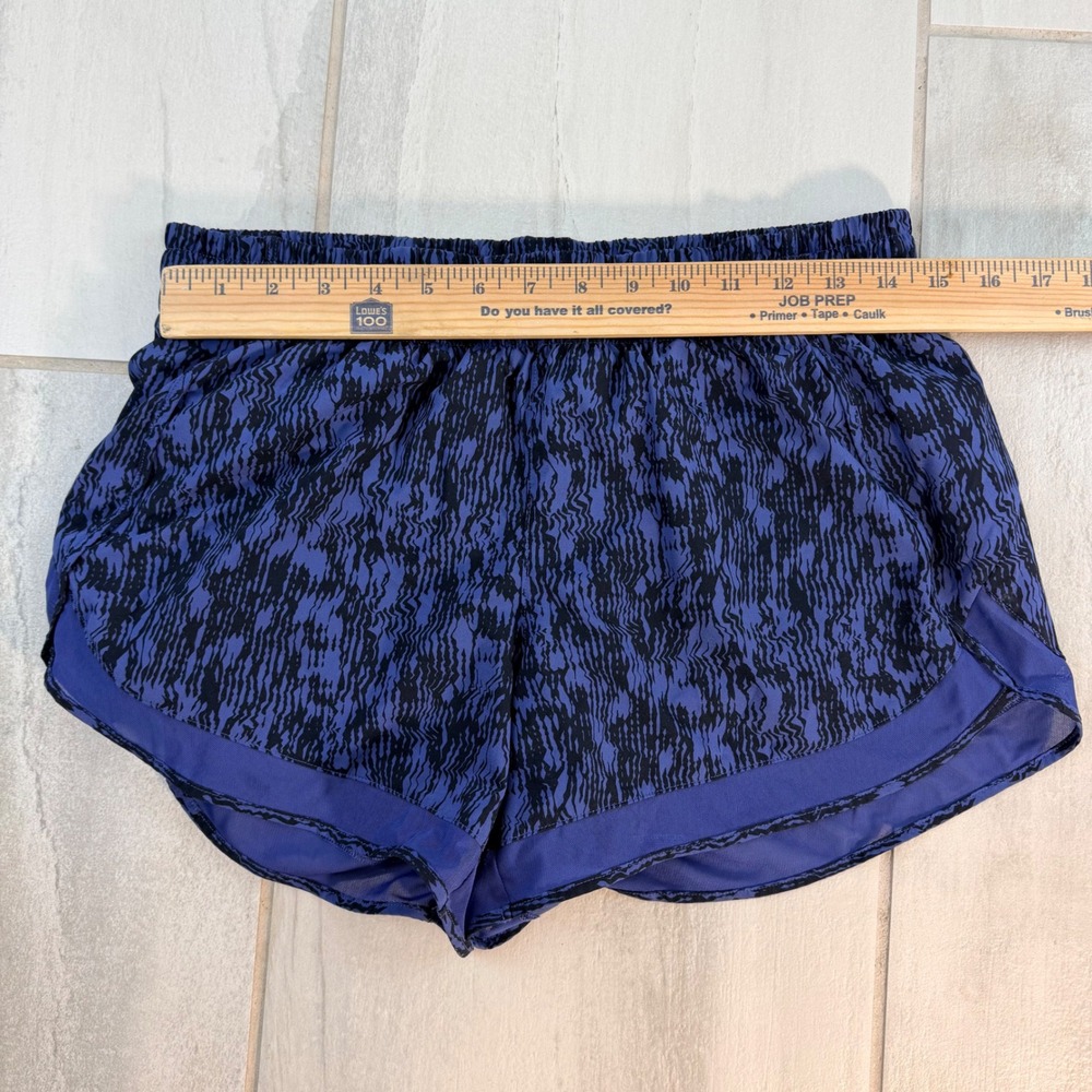 Athleta Mesh Racer Run 4" Short Blue Black Abstract Print Womens Size M - Picture 4 of 7